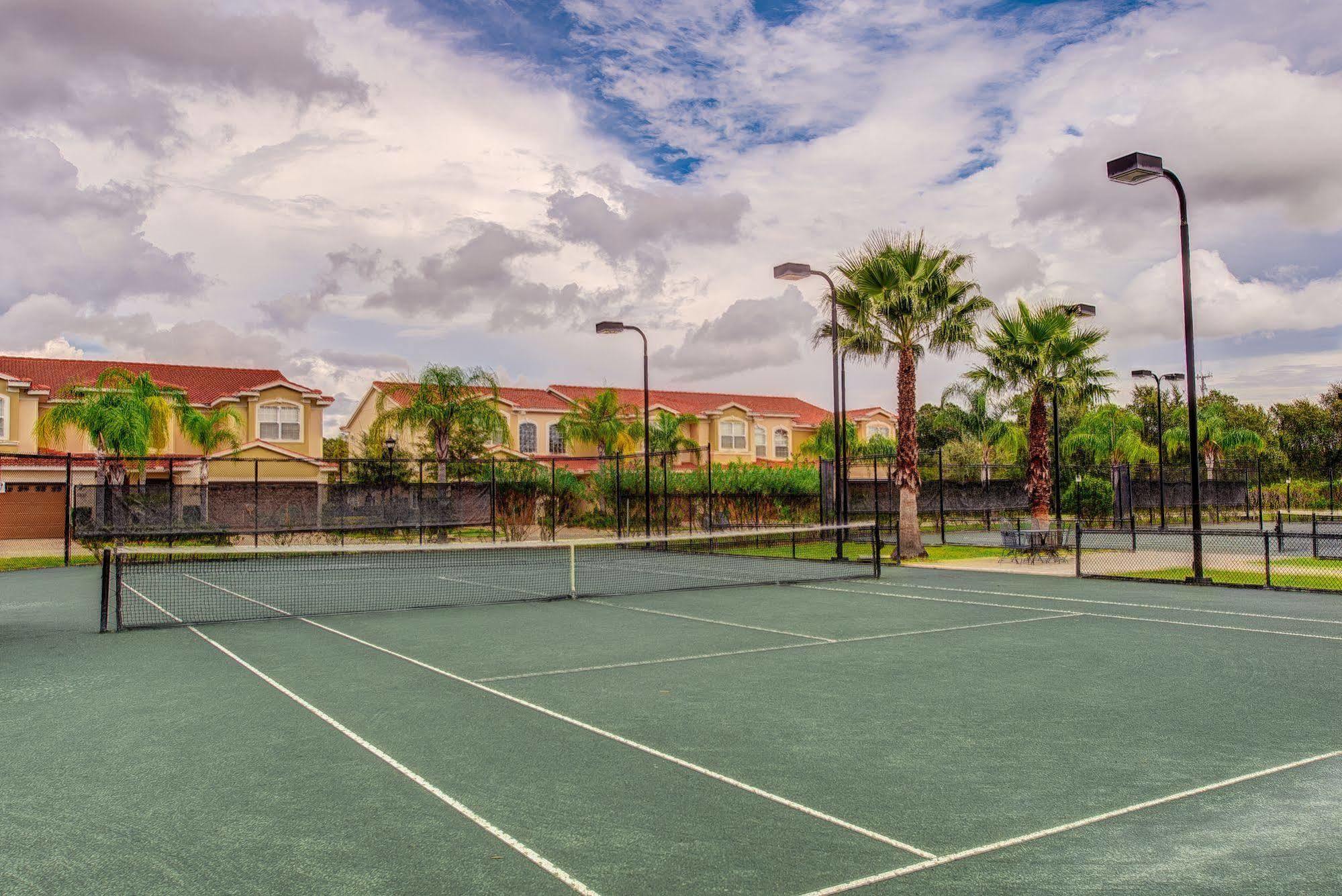 Emerald Greens Condo Resort Tampa Exterior foto